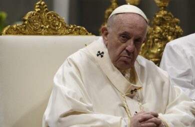 Eutanasia non è “uccidere”: ecco perché Papa Francesco sbaglia