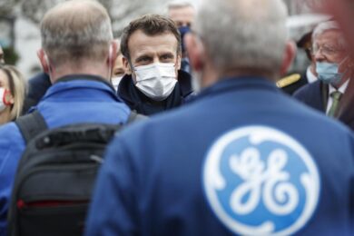 Nucleare: in Italia è tabù, Macron svela il suo piano atomico per la ripresa