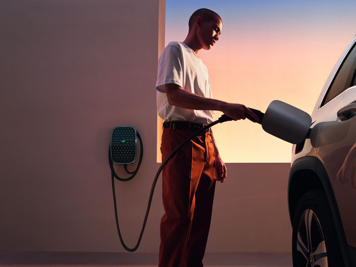 Mercedes presenta la nuova Wallbox, connessa e intelligente Mercedes presenta la nuova Wallbox, connessa e intelligente
