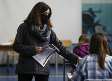 Maestra assunta 15 volte di lunedì e licenziata martedì: ministero condannato