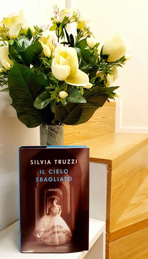 San Valentino 2022, libri da leggere e da regalare: 5 titoli consigliati