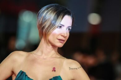 “Tonica”, al via il nuovo show di Andrea Delogu: tra gli ospiti Gué Pequeno