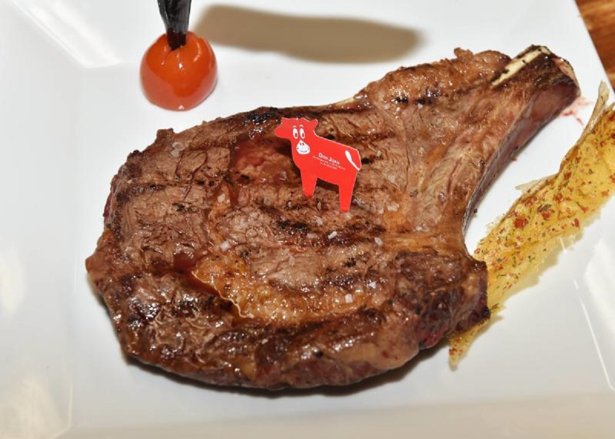“Steak House e Macellerie d’Italia”, la prima guida delle eccellenze italiane “Steak House e Macellerie d’Italia”, la prima guida delle eccellenze italiane