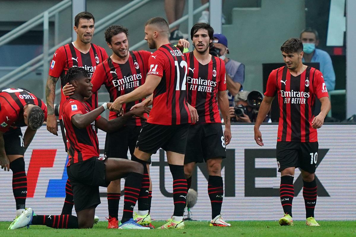 Milan, Maignan per Leao: gol incredibile. Lo schema è di Silvio Berlusconi