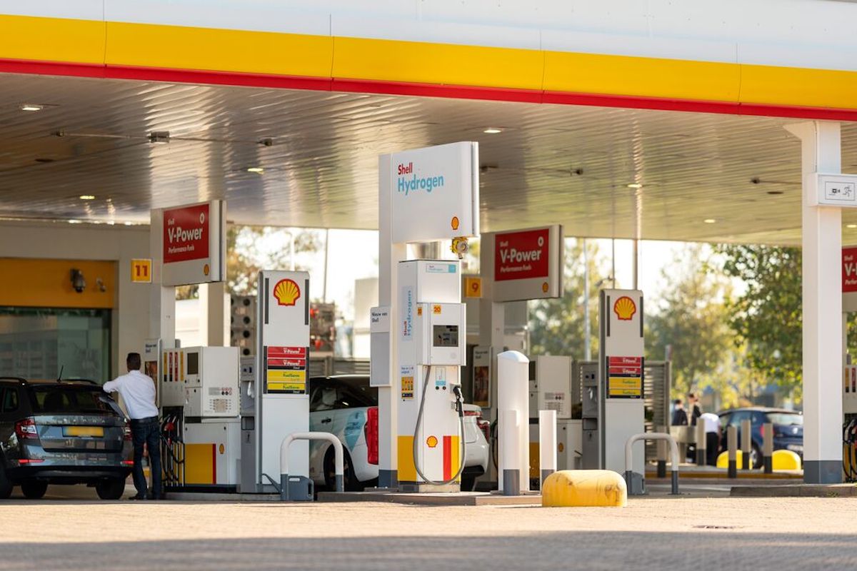 Shell torna sul mercato della mobilità in Italia con PAD Multienergy Shell torna sul mercato della mobilità in Italia con PAD Multienergy