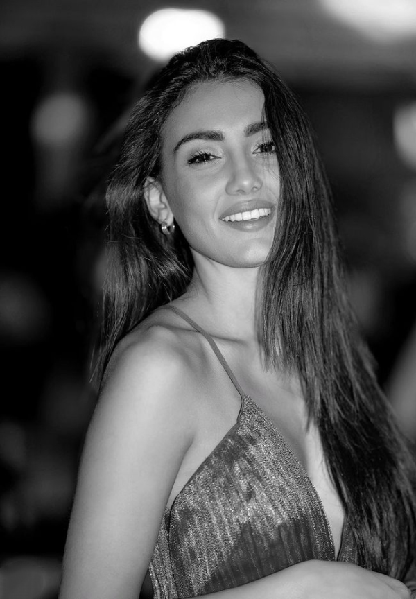 Zeudi Di Palma è la nuova Miss Italia: campana, laureanda e calciofila Zeudi Di Palma è la nuova Miss Italia: campana, laureanda e calciofila