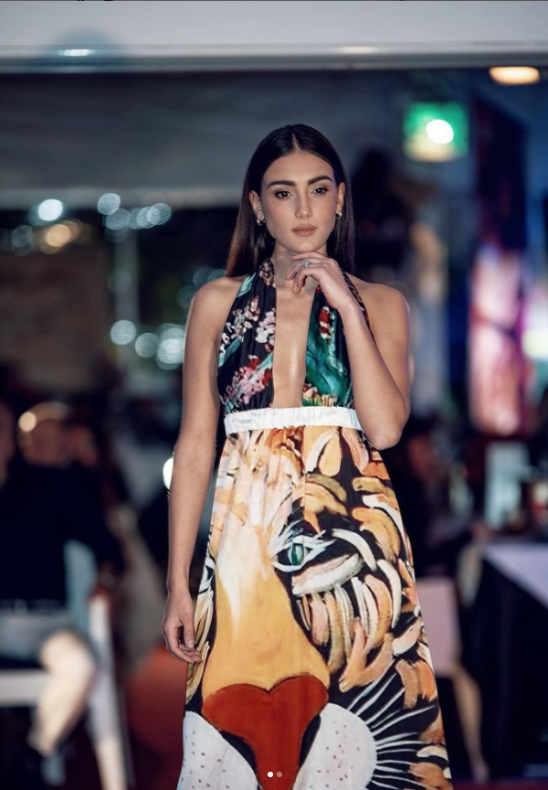 Zeudi Di Palma è la nuova Miss Italia: campana, laureanda e calciofila Zeudi Di Palma è la nuova Miss Italia: campana, laureanda e calciofila