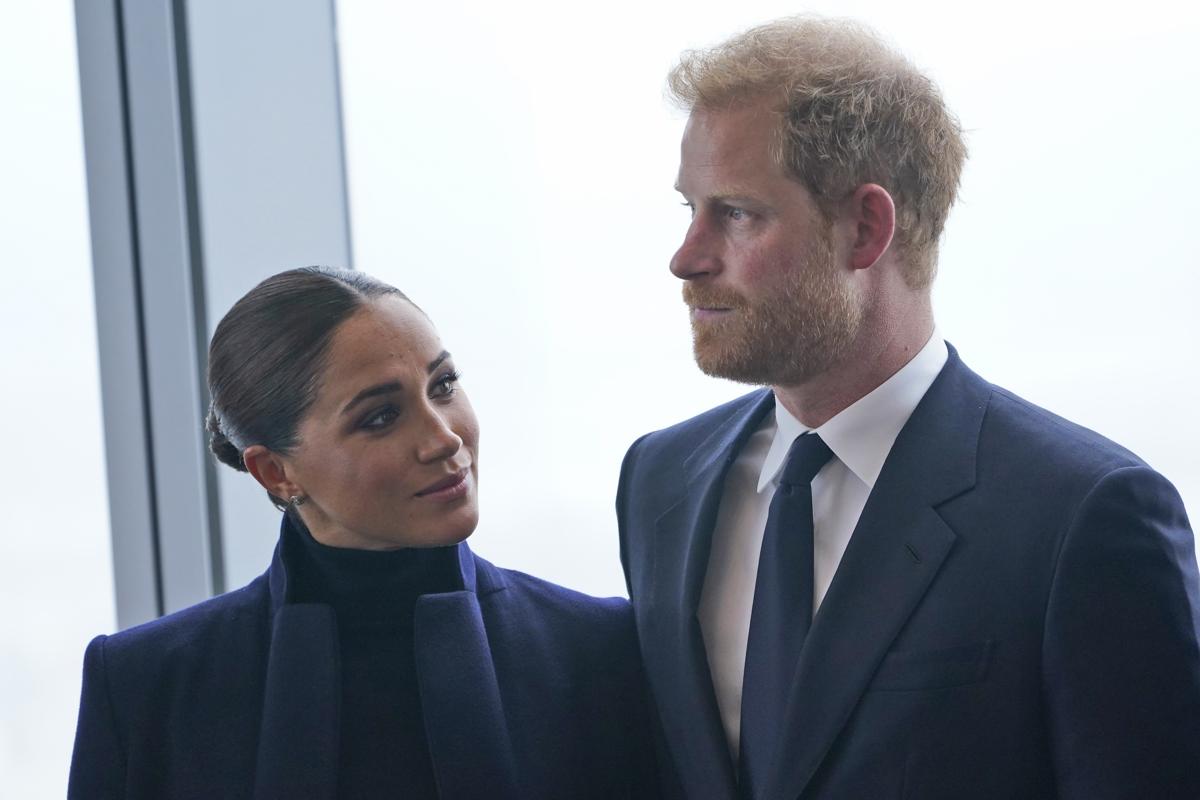 Harry-Meghan, divorzio vicino: famiglia reale pronta, e lui torna con Eugenia