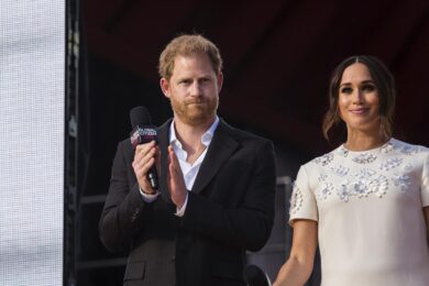Harry-Meghan, divorzio vicino: famiglia reale pronta, e lui torna con Eugenia