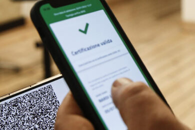 Green pass: falso sms ministero Salute. Polizia: “Non cliccate link”. Truffa