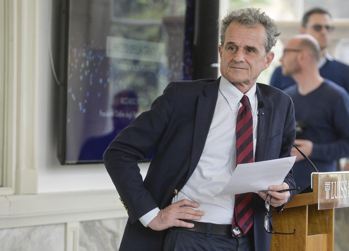 Oggi, Marco Pratellesi è il nuovo vicedirettore: Verdelli punta sul digitale Oggi, Marco Pratellesi è il nuovo vicedirettore: Verdelli punta sul digitale