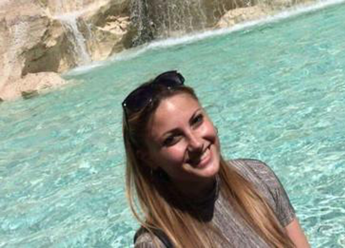 Infermiera 26enne morta, schianto con l’auto: “Stremata dopo 2 turni di notte” Infermiera 26enne morta, schianto con l’auto: “Stremata dopo 2 turni di notte”