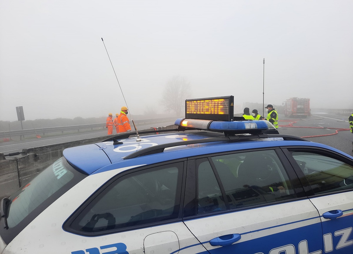 Autostrada A1, incidente tra Milano sud e Lodi: riprende la circolazione Autostrada A1, incidente tra Milano sud e Lodi: riprende la circolazione