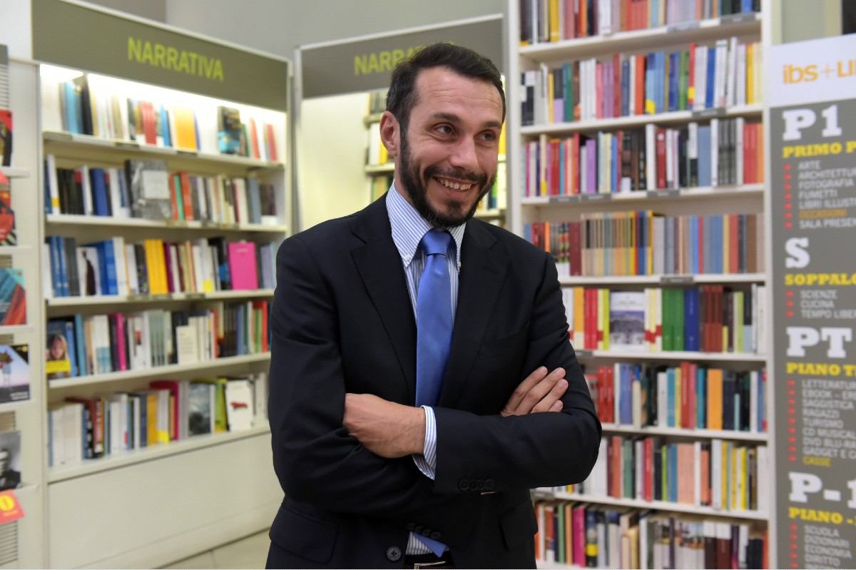 Il Tempo, Davide Vecchi è il nuovo direttore. Bechis da Belpietro, la conferma Il Tempo, Davide Vecchi è il nuovo direttore. Bechis da Belpietro, la conferma