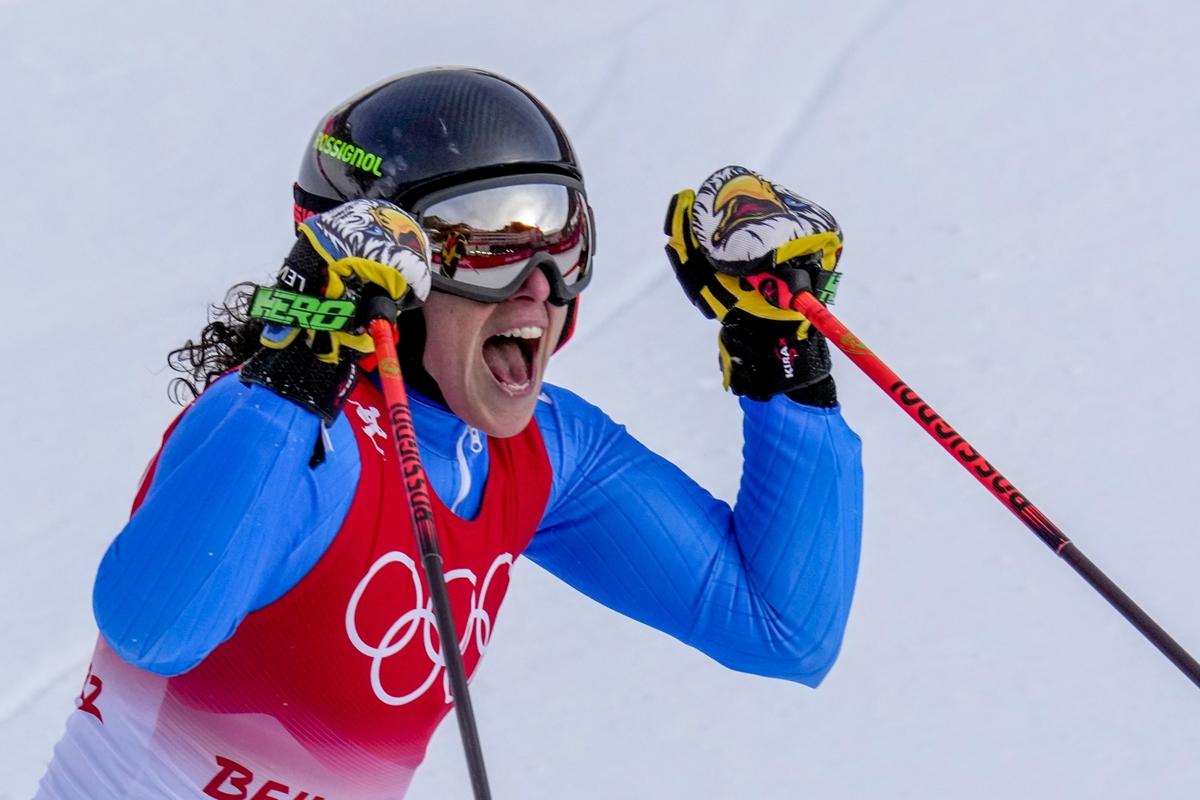 Olimpiadi Pechino 2022, super Brignone: è bronzo nella combinata alpina Olimpiadi Pechino 2022, super Brignone: è bronzo nella combinata alpina