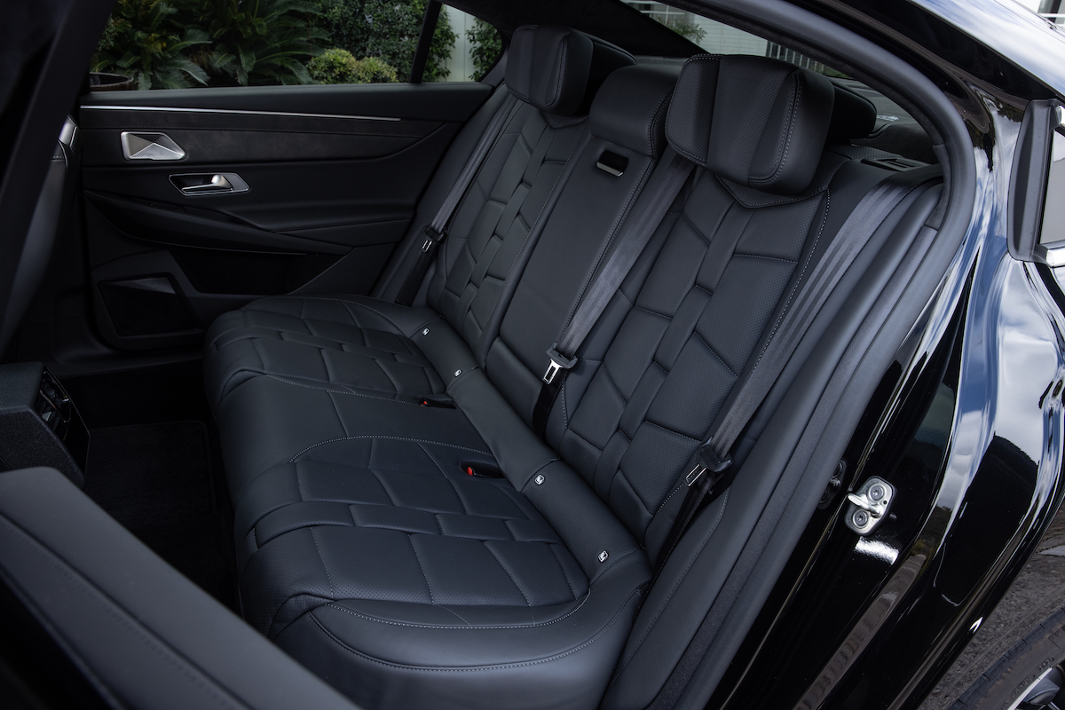 DS, arrivano le nuove E-Tense 250 e 4×4 360