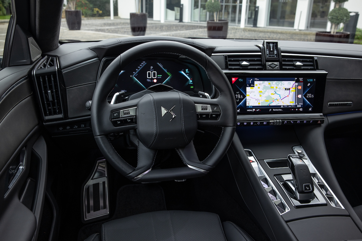 DS, arrivano le nuove E-Tense 250 e 4×4 360