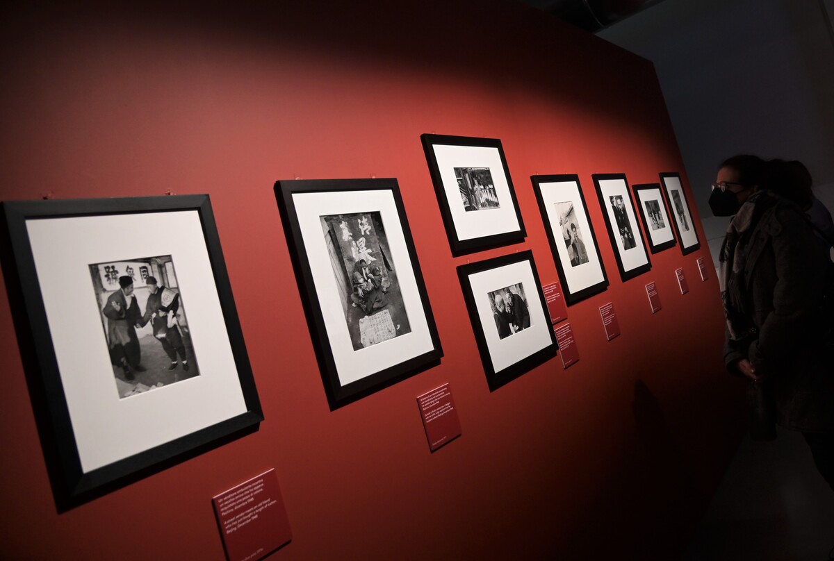 Henri Cartier-Bresson, Cina 1948-49 | 1958 al Mudec Photo di Milano
