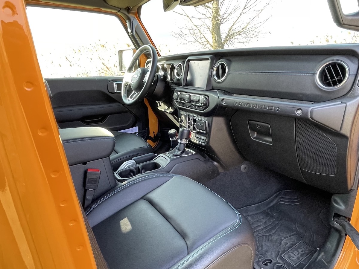 Nuova Jeep Wrangler 4xe, l’ideale per chi ama il fuoristrada