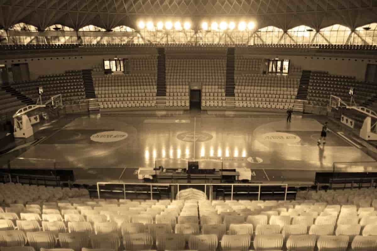 Raggi e il dramma degli impianti sportivi. Onorato: “Perdita da 20 milioni”