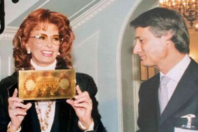 Euro e lira a confronto, la celebrazione delle monete a Roma con Mara Venier