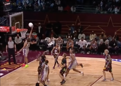 Nba, la schiacciata “virale” di Tamberi che accende il Celebrity Game