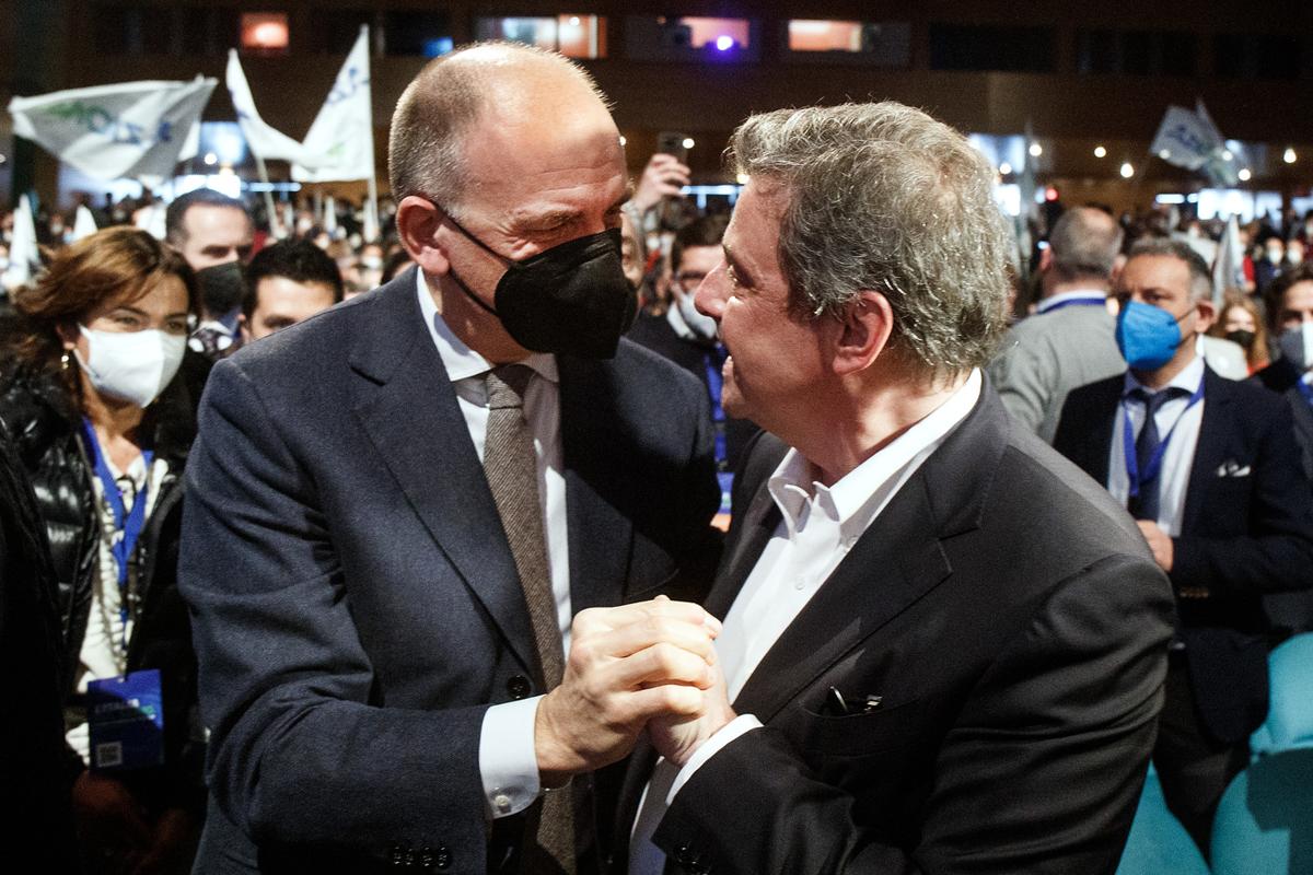 Letta e Brunetta nel partito di Draghi. Ma Calenda esclude il M5s e FdI Letta e Brunetta nel partito di Draghi. Ma Calenda esclude il M5s e FdI