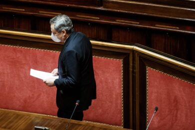 Governo, Draghi pensa alle dimissioni. Caos nella maggioranza