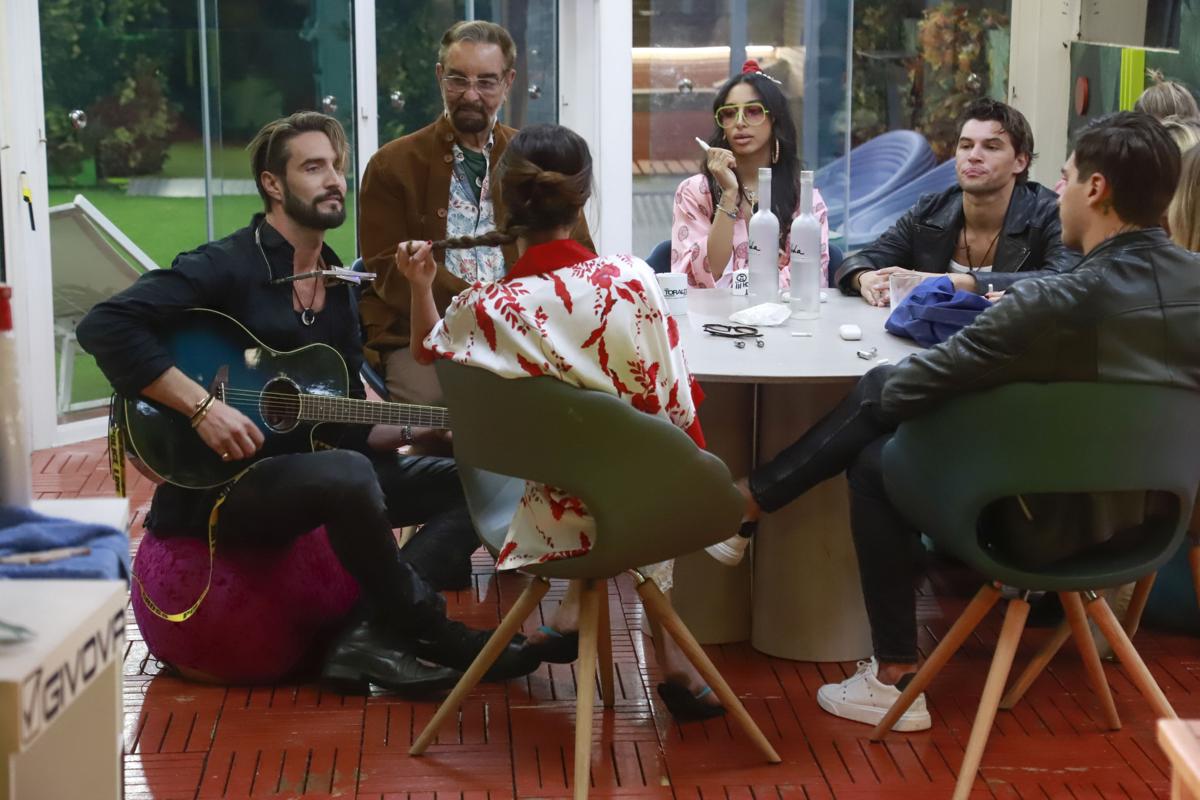 Grande Fratello Vip 6: notte jungle, Jessica Selassié inedita e nomination Grande Fratello Vip 6: notte jungle, Jessica Selassié inedita e nomination
