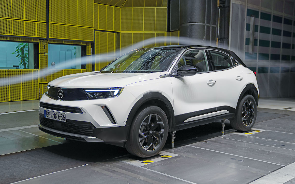 Opel Mokka mette le tecnologie più avanzate al servizio della sicurezza Opel Mokka mette le tecnologie più avanzate al servizio della sicurezza