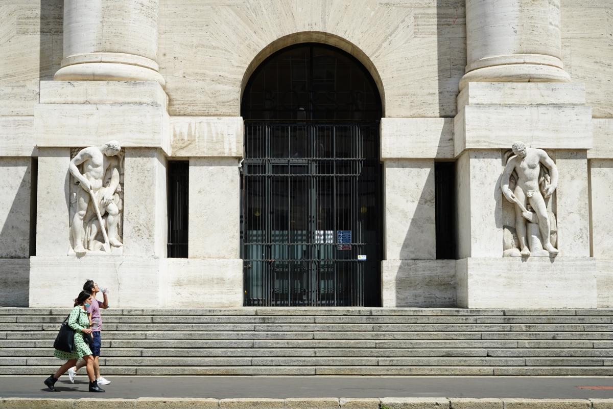 Crisi Ucraina, Ue in recupero. Milano riguadagna la parità. Bene energetici Crisi Ucraina, Ue in recupero. Milano riguadagna la parità. Bene energetici