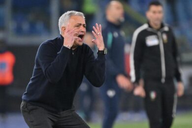 Mourinho, due giornate di stop. Giudice sportivo: “Gravi insinuazioni”