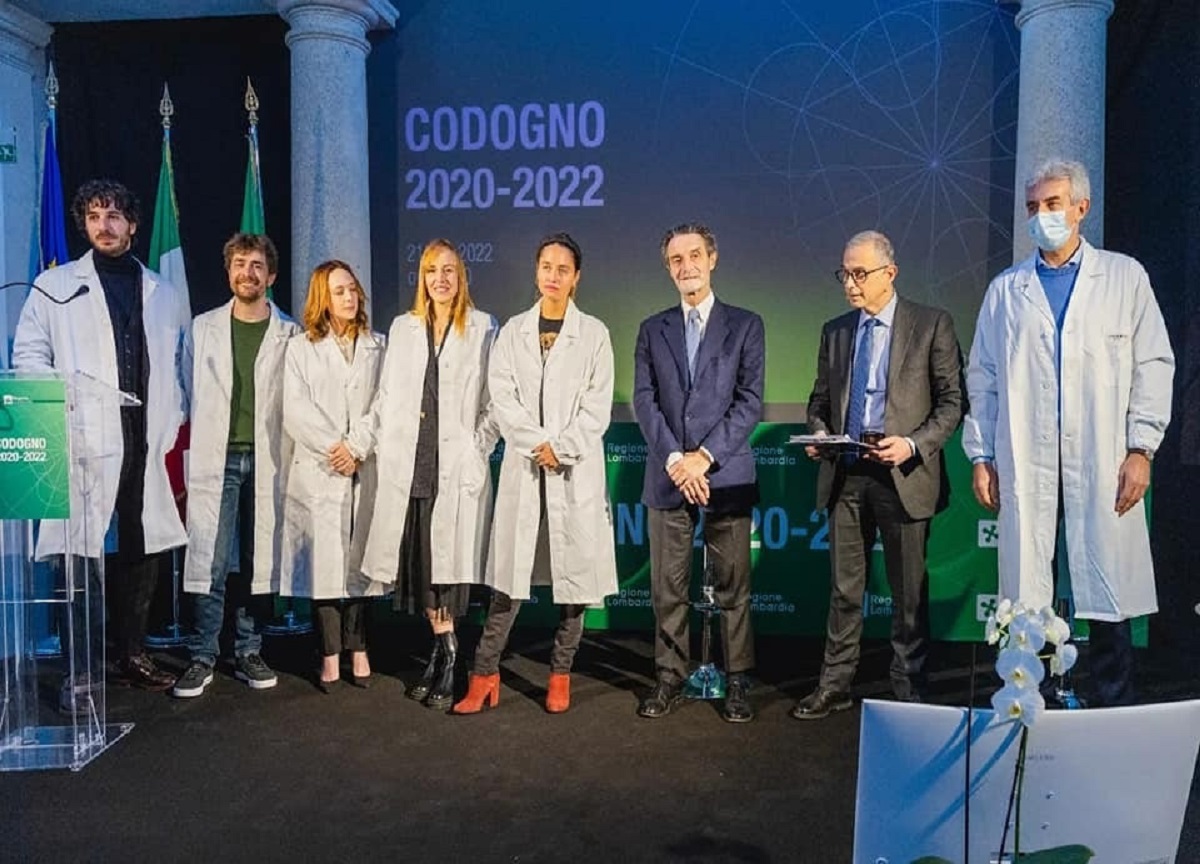 Codogno, il governatore lombardo Fontana ringrazia il cast di “Doc”. FOTO Codogno, il governatore lombardo Fontana ringrazia il cast di “Doc”. FOTO