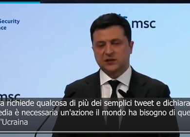Guerra Ucraina, Cnn: “Biden ha chiesto a Zelensky di lasciare Kiev subito”