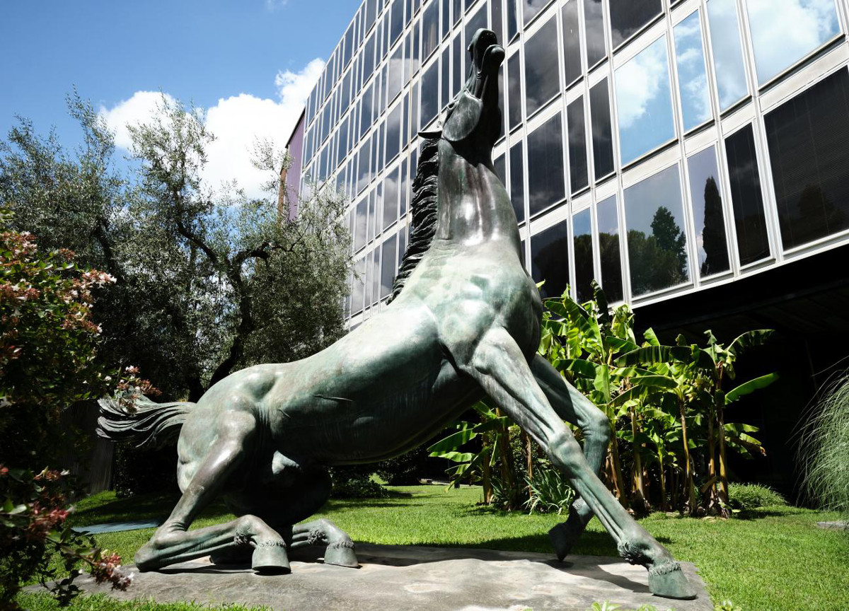 Rai, appalti truccati: pepite d’oro nascoste in giardino, rolex e suite