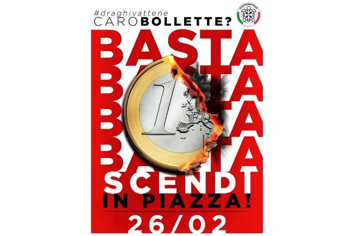 Caro bollette, Casapound scende in piazza: “Draghi vattene” Caro bollette, Casapound scende in piazza: “Draghi vattene”