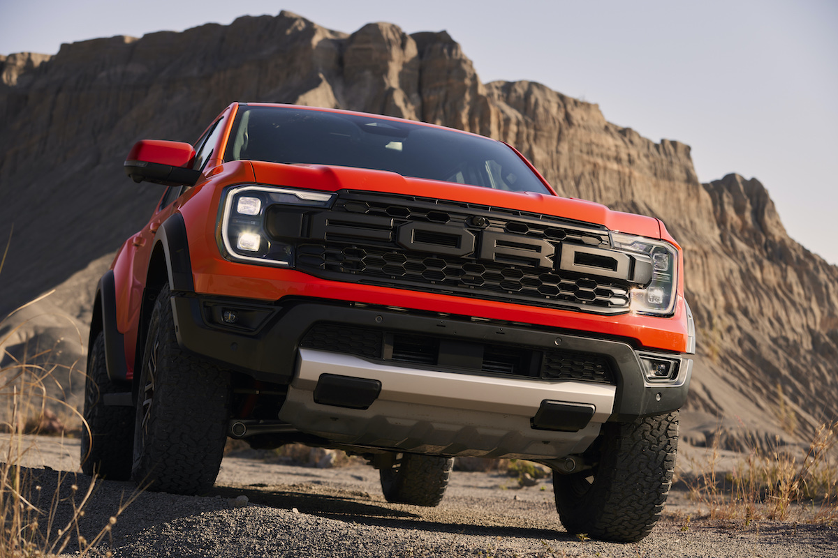 Ford con il nuovo Ranger Raptor riscrive le regole del fuoristrada Ford con il nuovo Ranger Raptor riscrive le regole del fuoristrada