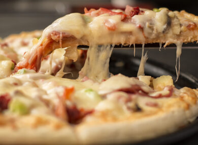 Come mangiare una buona pizza salvando la linea? Ecco la pizza della longevità