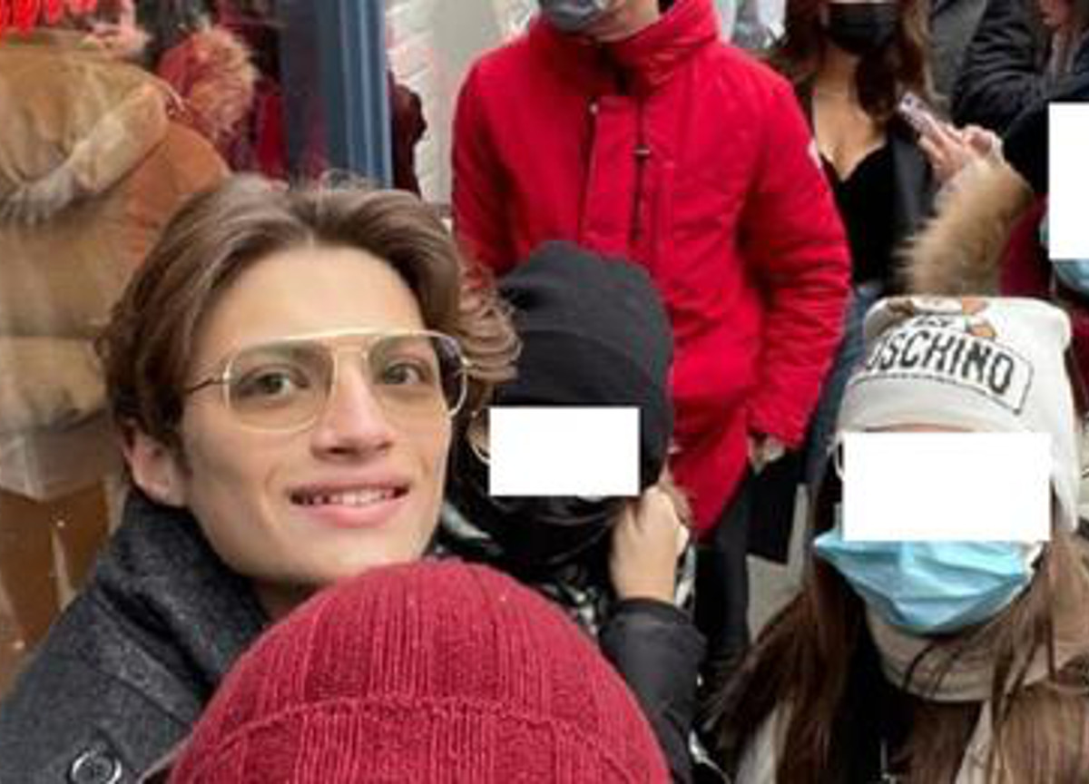 Studente morto a New York, “punizioni primitive”. Vietato uscire dalla stanza