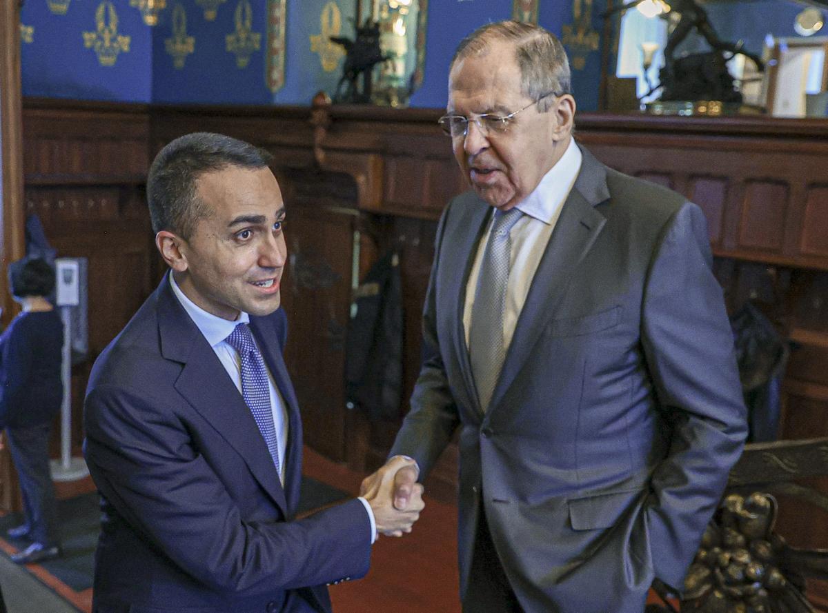 Lavrov, braccio destro di Putin, e Di Maio: dalla stima alla sfida aperta Lavrov, braccio destro di Putin, e Di Maio: dalla stima alla sfida aperta