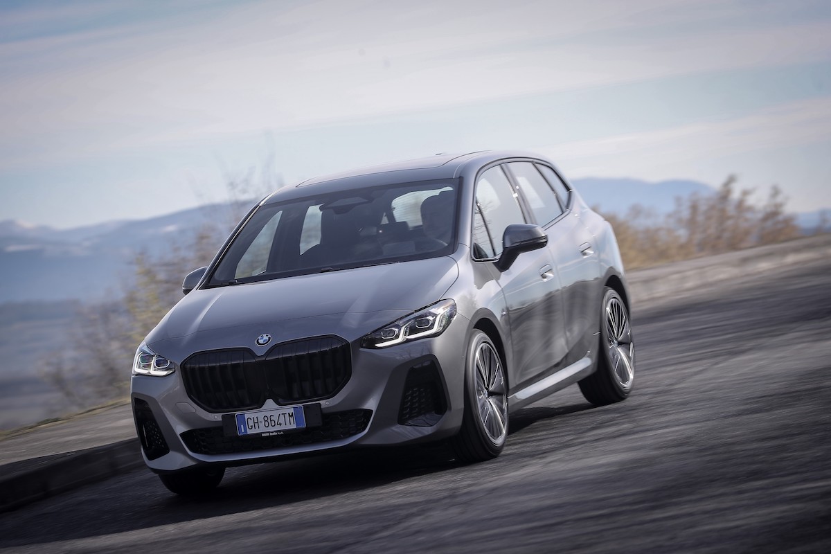 Nuova BMW Serie 2 Active Tourer: funzionalità e piacere di guida Nuova BMW Serie 2 Active Tourer: funzionalità e piacere di guida