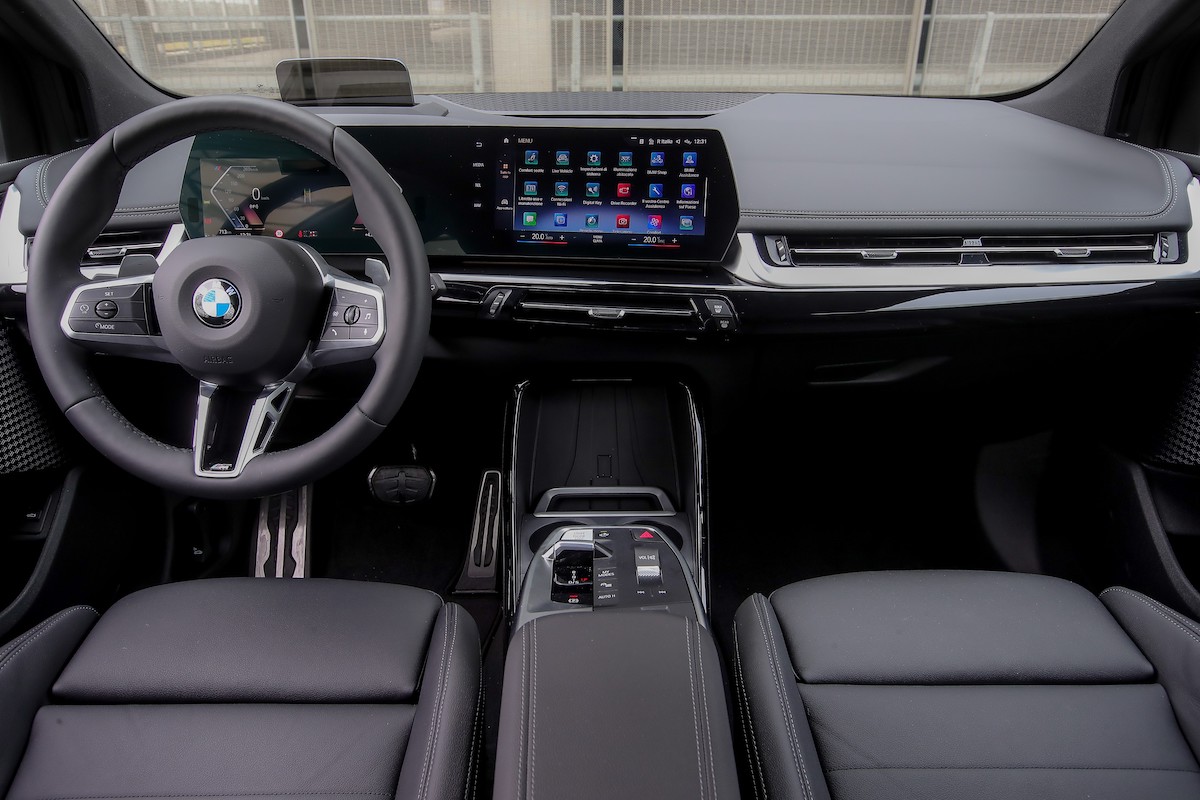 Nuova BMW Serie 2 Active Tourer: funzionalità e piacere di guida Nuova BMW Serie 2 Active Tourer: funzionalità e piacere di guida