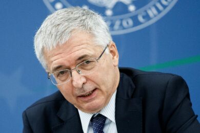 Mes, spaccata maggioranza di governo: Lega e 5 stelle contro ministro Franco