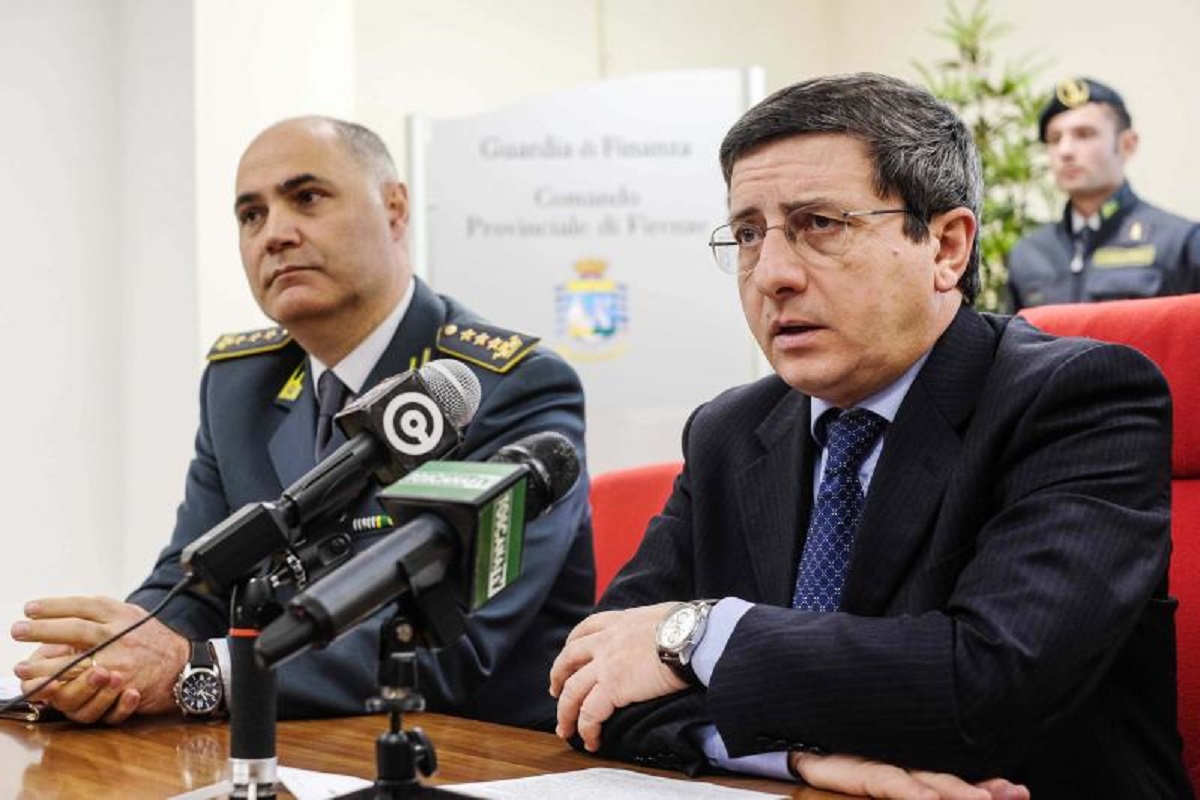 Firenze, Creazzo lascia la procura: l’accusatore di Renzi va a Reggio Calabria Firenze, Creazzo lascia la procura: l’accusatore di Renzi va a Reggio Calabria