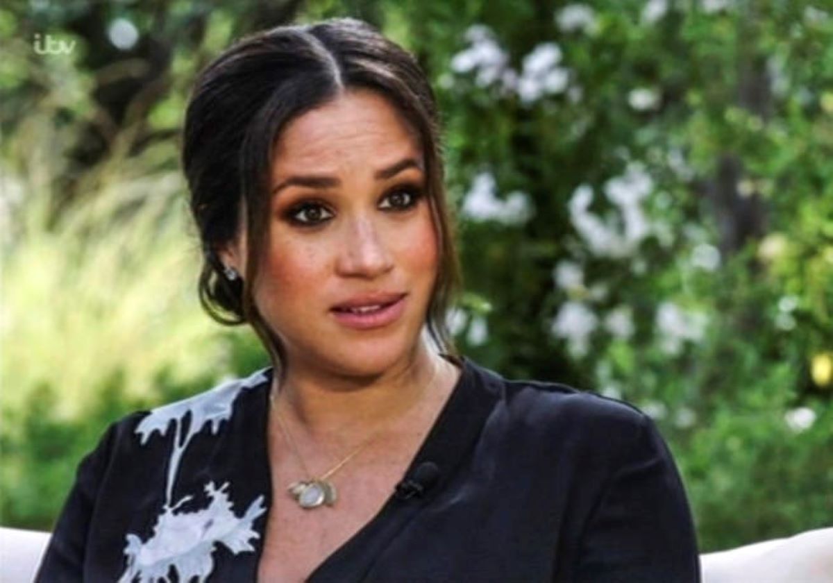 Meghan Markle, il vestito dell’intervista a Oprah diventa un oggetto da museo Meghan Markle, il vestito dell’intervista a Oprah diventa un oggetto da museo