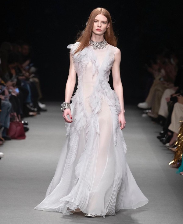 Milano Fashion Week, il meglio del primo giorno di sfilate Milano Fashion Week, il meglio del primo giorno di sfilate