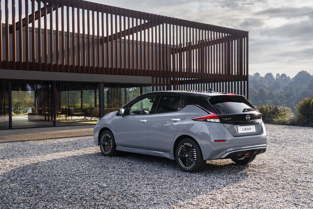 Nissan Leaf 2022  si rifà il look