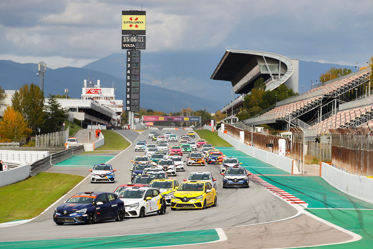 Renault: Clio Cup motori accesi per la 31°stagione Renault: Clio Cup motori accesi per la 31°stagione
