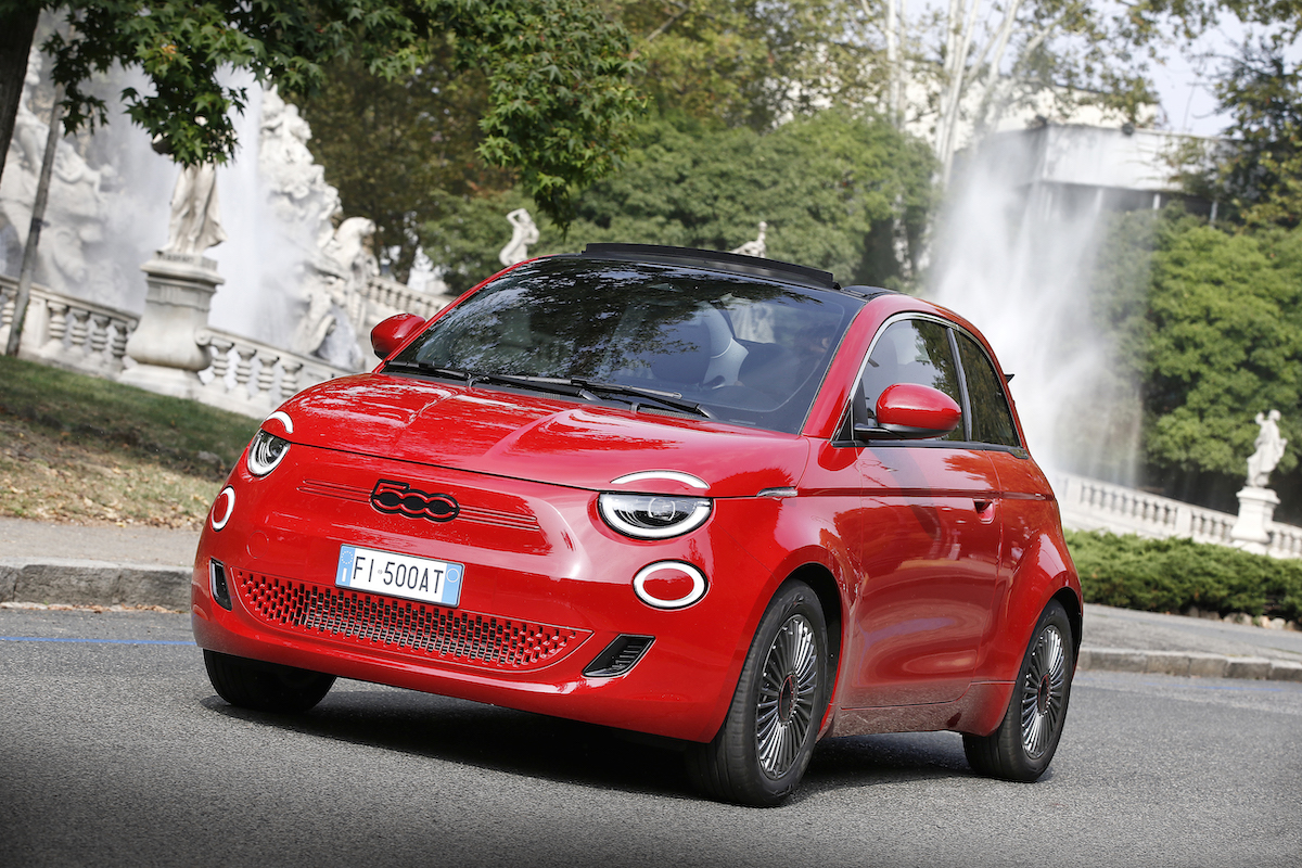 Nuova 500 si aggiudica il titolo di “City Car 2022” ai GQ Car Awards