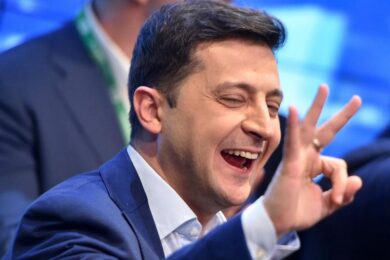 Guerra Ucraina, Zelensky sfotte Draghi: “Cambierò agenda bellica per parlarci”